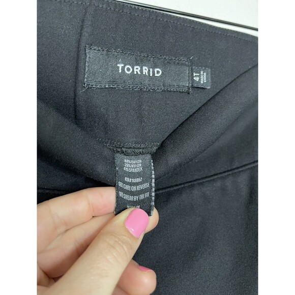 Torrid Women's Plus 4T Black Ponte Cropped Pull On Legging Skinny 27" Inseam - Picture 5 of 8